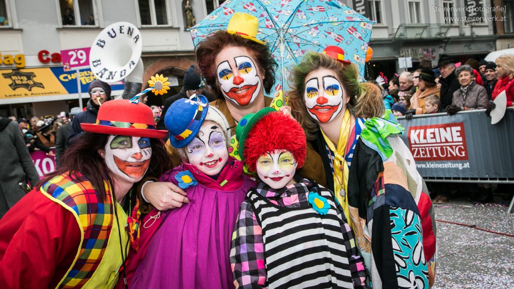 Verkleidung & Kostüme im Fasching