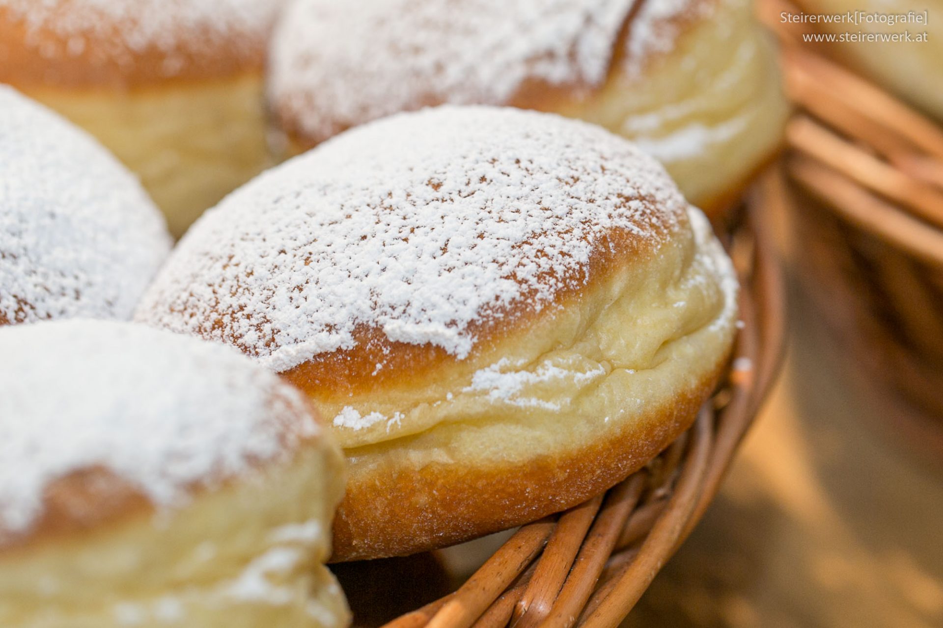 Faschingskrapfen in Graz - Kaufen oder selber backen