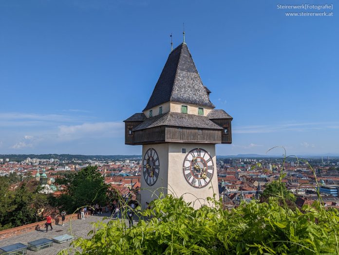 Uhrturm Wahrzeichen von Graz