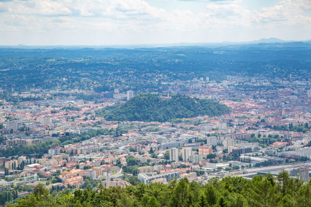 Aussicht auf Graz von der Aussichtswarte Fürstenstand