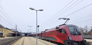 Mit der Koralmbahn zum Weihnachtsmarkt in Graz Klagenfurt Graz Railjet